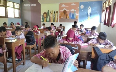 Ujian Penilaian Tengah Semester (PTS) Berjalan Dengan Lancar